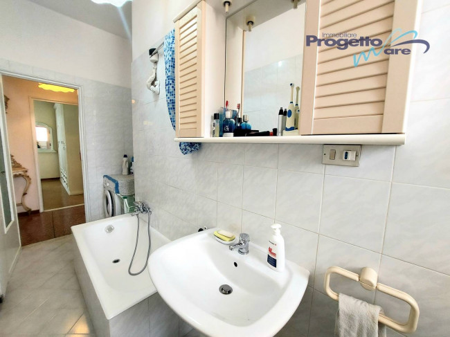 Appartamento Quadrilocale in vendita a Pietra Ligure