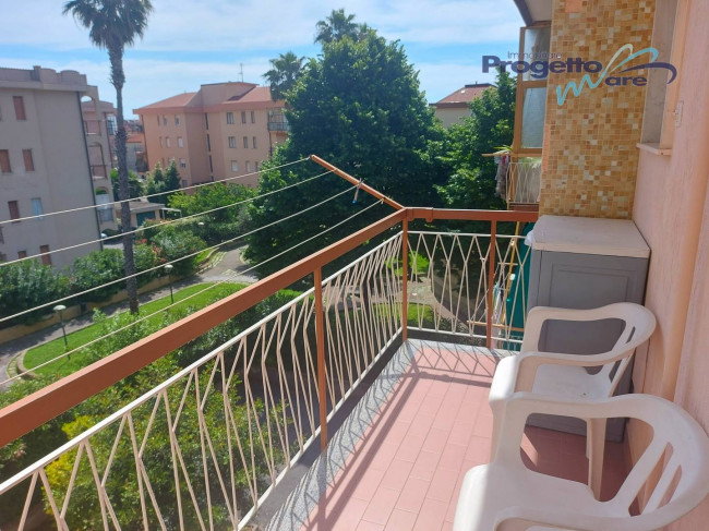 Appartamento Quadrilocale in vendita a Pietra Ligure