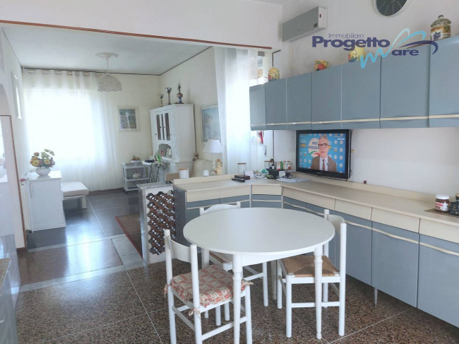 Appartamento Quadrilocale in vendita a Pietra Ligure