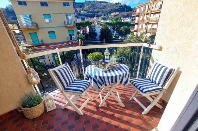 Appartamento Bilocale in vendita a Pietra Ligure