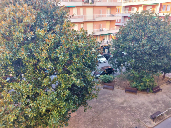 Casa vacanza bilocale in vendita a Pietra Ligure