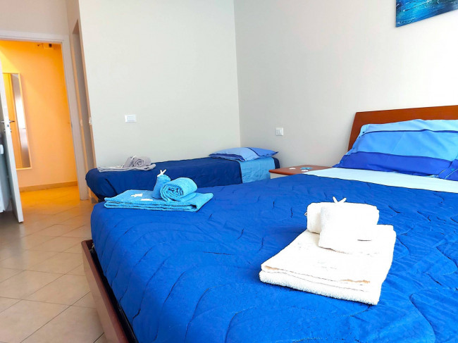 Casa vacanza bilocale in vendita a Pietra Ligure