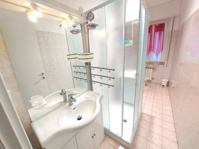 Casa vacanza bilocale in vendita a Pietra Ligure