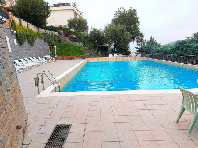 Villa in vendita a Pietra Ligure
