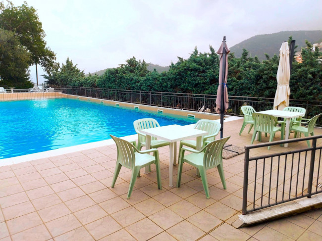 Villa in vendita a Pietra Ligure