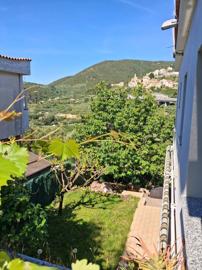 Villa in vendita a Pietra Ligure