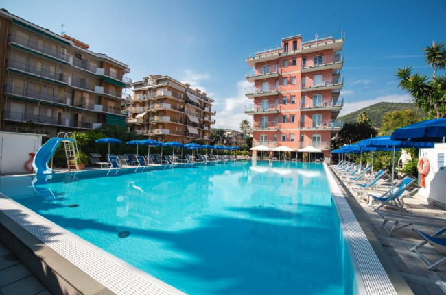 Casa vacanza bilocale in affitto a Pietra Ligure