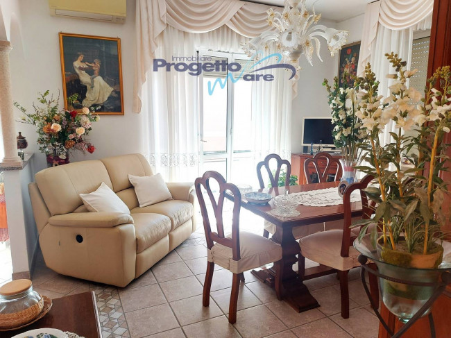 Appartamento Quadrilocale in vendita a Pietra Ligure
