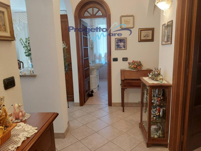 Appartamento Quadrilocale in vendita a Pietra Ligure
