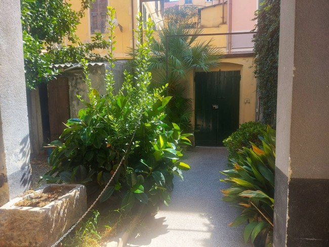 Appartamento Trilocale in vendita a Pietra Ligure