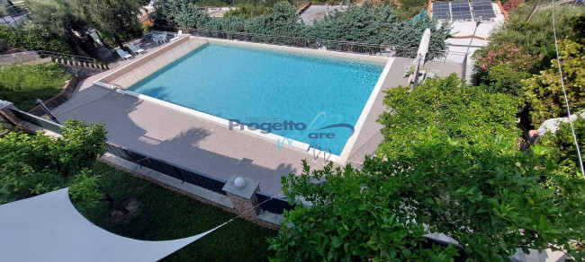 Villa in vendita a Pietra Ligure