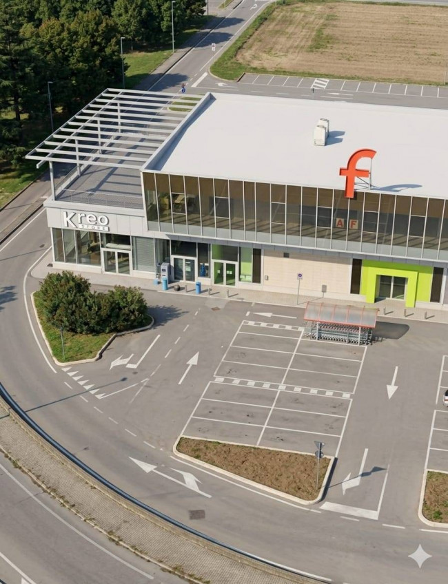 Locale commerciale