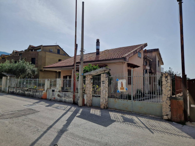 Casa indipendente in vendita a Lauro (AV)