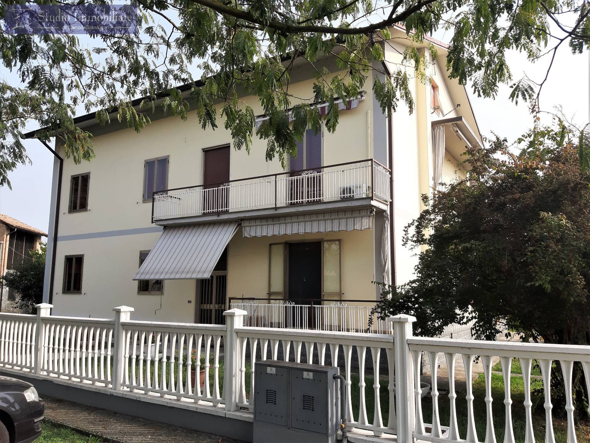  rea vendita quart:  studio-immobiliare-di-sacc?-gianluca