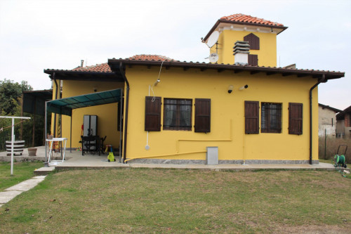 Casa indipendente in Vendita a Pinarolo Po