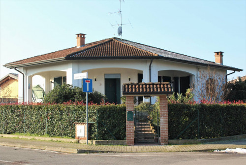 Villa Unifamigliare in Vendita a Verretto