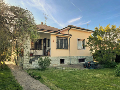 Villa Unifamigliare in Vendita a Bressana Bottarone