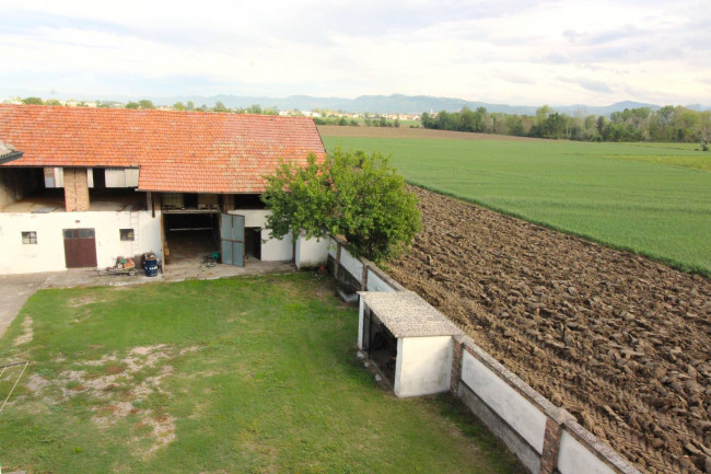 Rustico in vendita a Casatisma (PV)