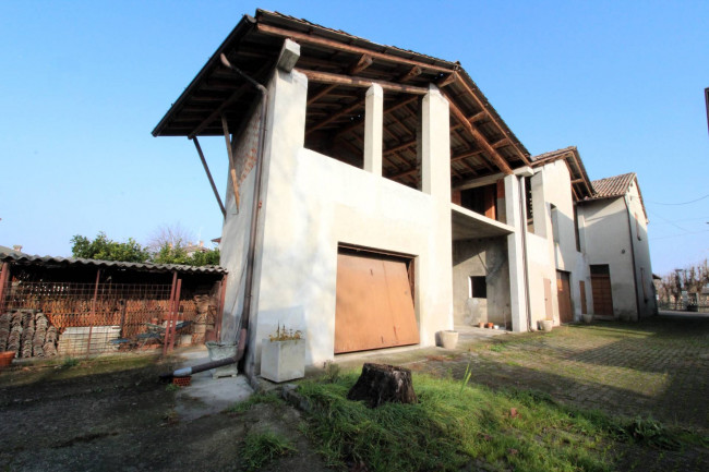 Casa indipendente in vendita a Bastida Pancarana (PV)