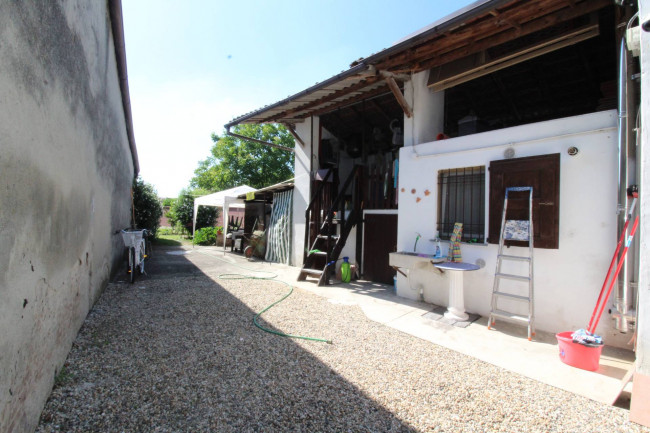 Porzione di casa in vendita a Verrua Po (PV)