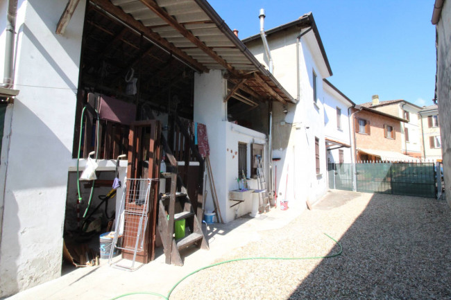 Porzione di casa in vendita a Verrua Po (PV)