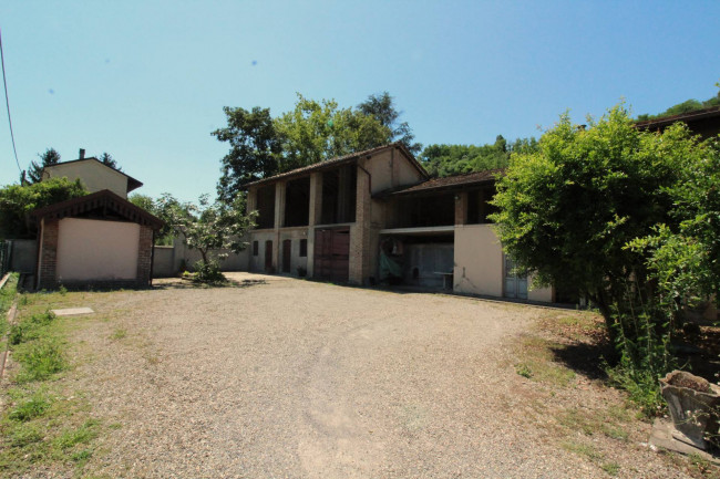 Casa indipendente in vendita a Torricella Verzate (PV)