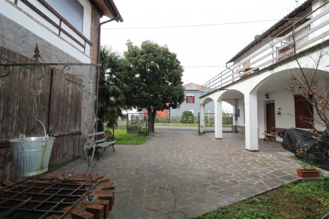 Porzione di casa in vendita a Castelletto Di Branduzzo (PV)