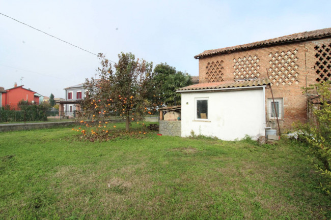 Porzione di casa in vendita a Castelletto Di Branduzzo (PV)