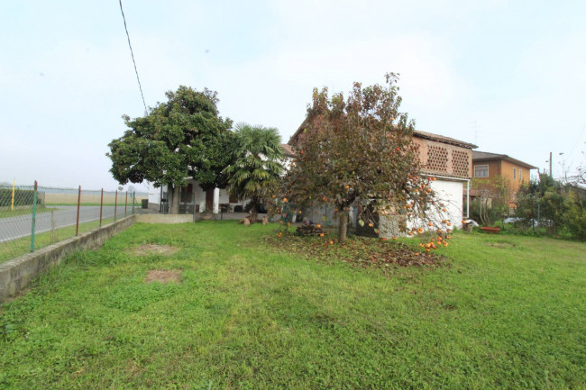 Porzione di casa in vendita a Castelletto Di Branduzzo (PV)