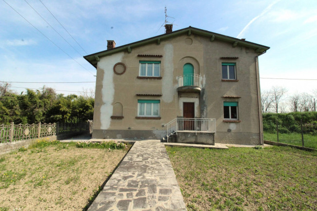 Casa indipendente in Vendita a Bressana Bottarone