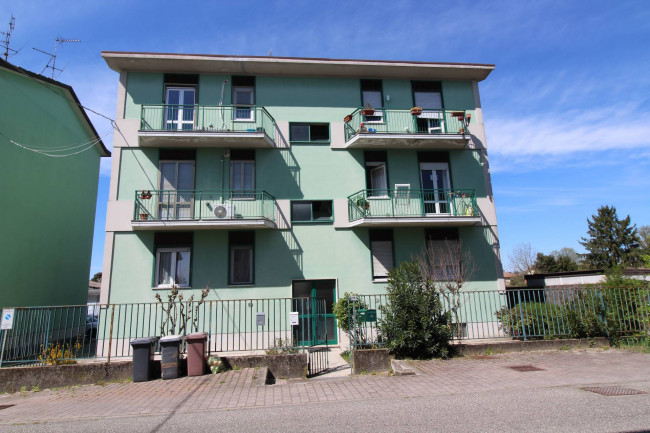 Appartamento in Vendita a Bressana Bottarone