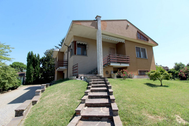 Villa Unifamigliare in Vendita a Rea