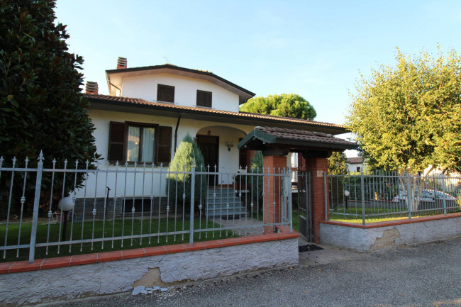 Villa Unifamigliare in Vendita a Casteggio