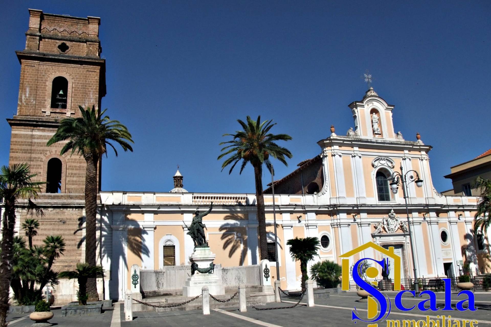 Box Auto in vendita a Santa Maria Capua Vetere