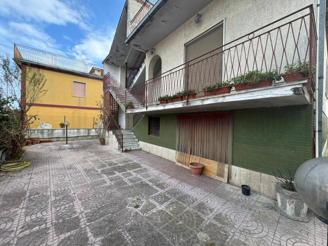 Casa indipendente in vendita a Santa Maria La Fossa (CE)