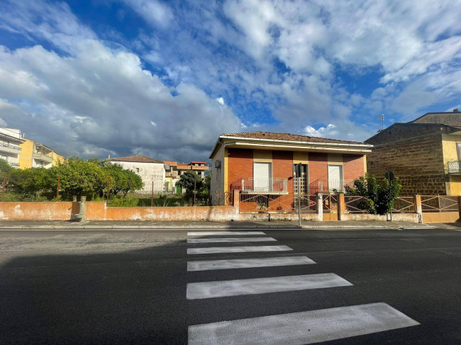 INDIPENDENTE in Vendita<br>a Vitulazio