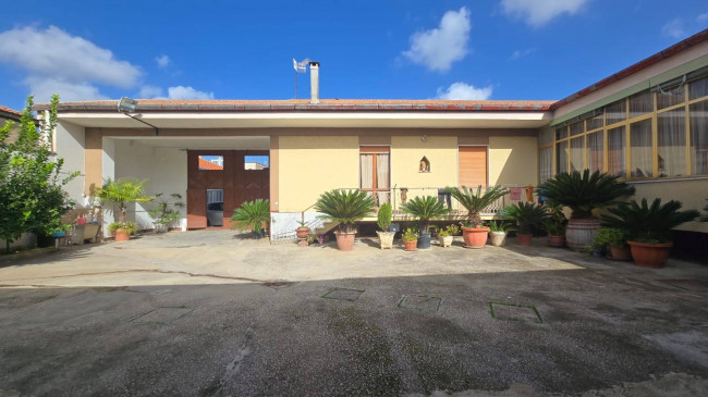 INDIPENDENTE in Vendita a Santa Maria Capua Vetere