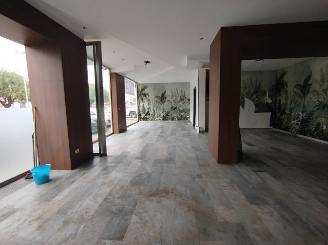 Locale commerciale in Affitto a Santa Maria Capua Vetere