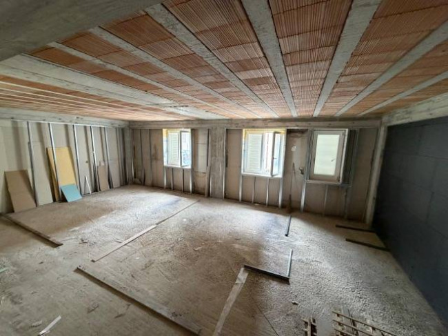 INDIPENDENTE in Vendita a Capua