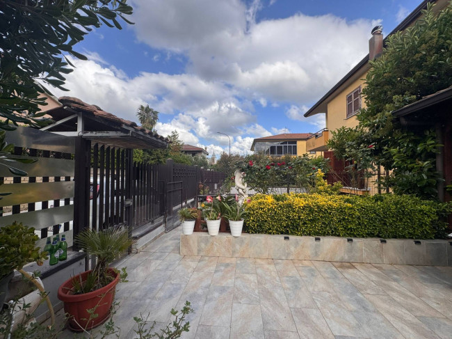 Villa in vendita a Vitulazio