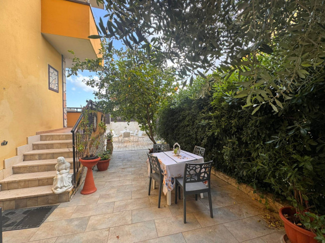Villa in vendita a Vitulazio