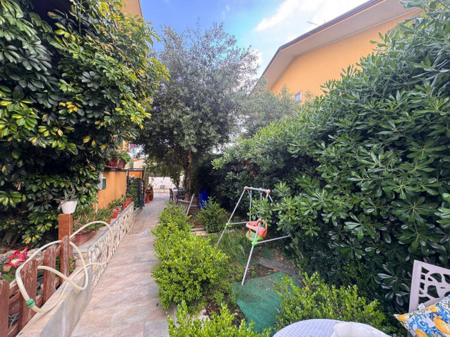 Villa in vendita a Vitulazio