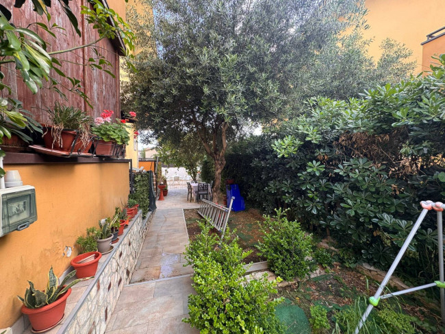 Villa in vendita a Vitulazio