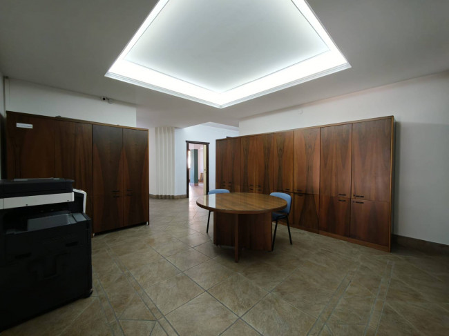 ufficio in vendita a Santa Maria Capua Vetere
