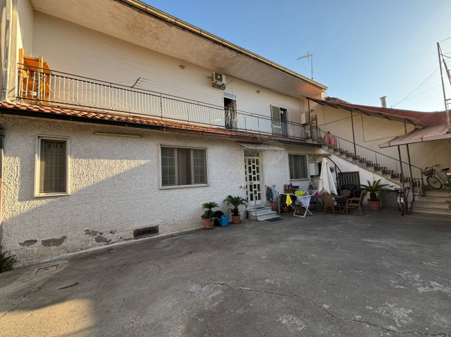 SEMI INDIPENDENTE in vendita a Santa Maria Capua Vetere