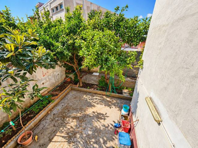 Villa in vendita a Curti