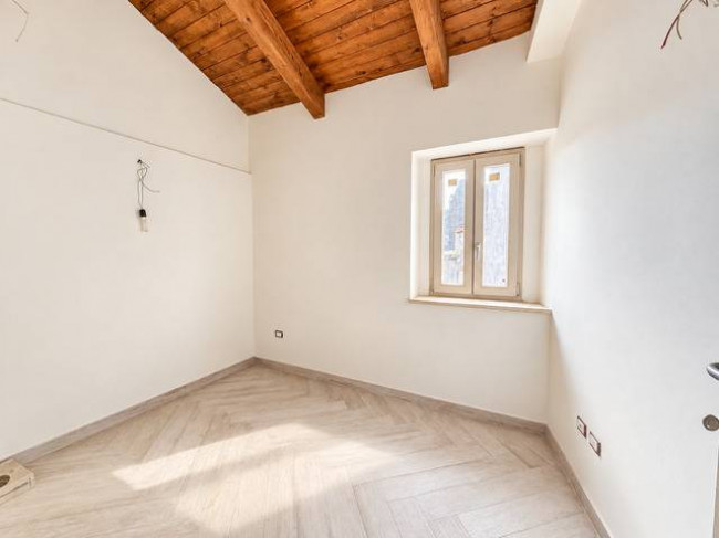 SEMI INDIPENDENTE in vendita a Vitulazio