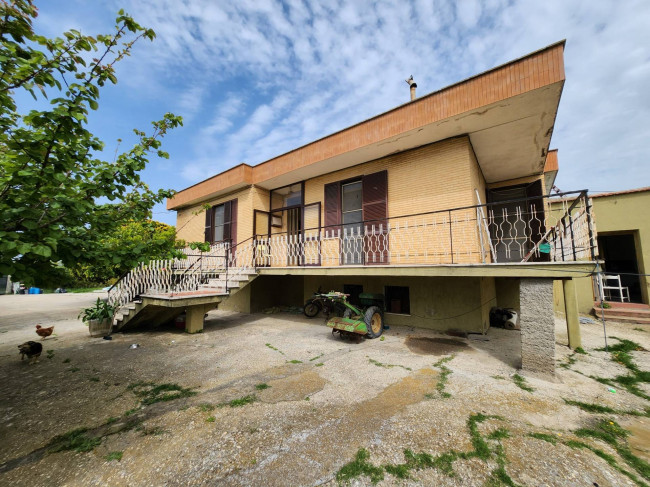 Villa in vendita a Cerveteri (RM)