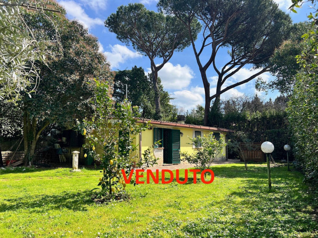 villa bifamiliare in vendita a Sacrofano