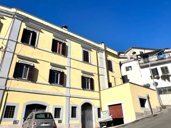 Appartamento in vendita a Sacrofano (RM)